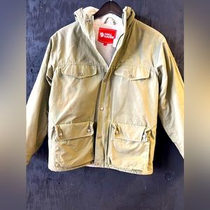 Fjall raven size small